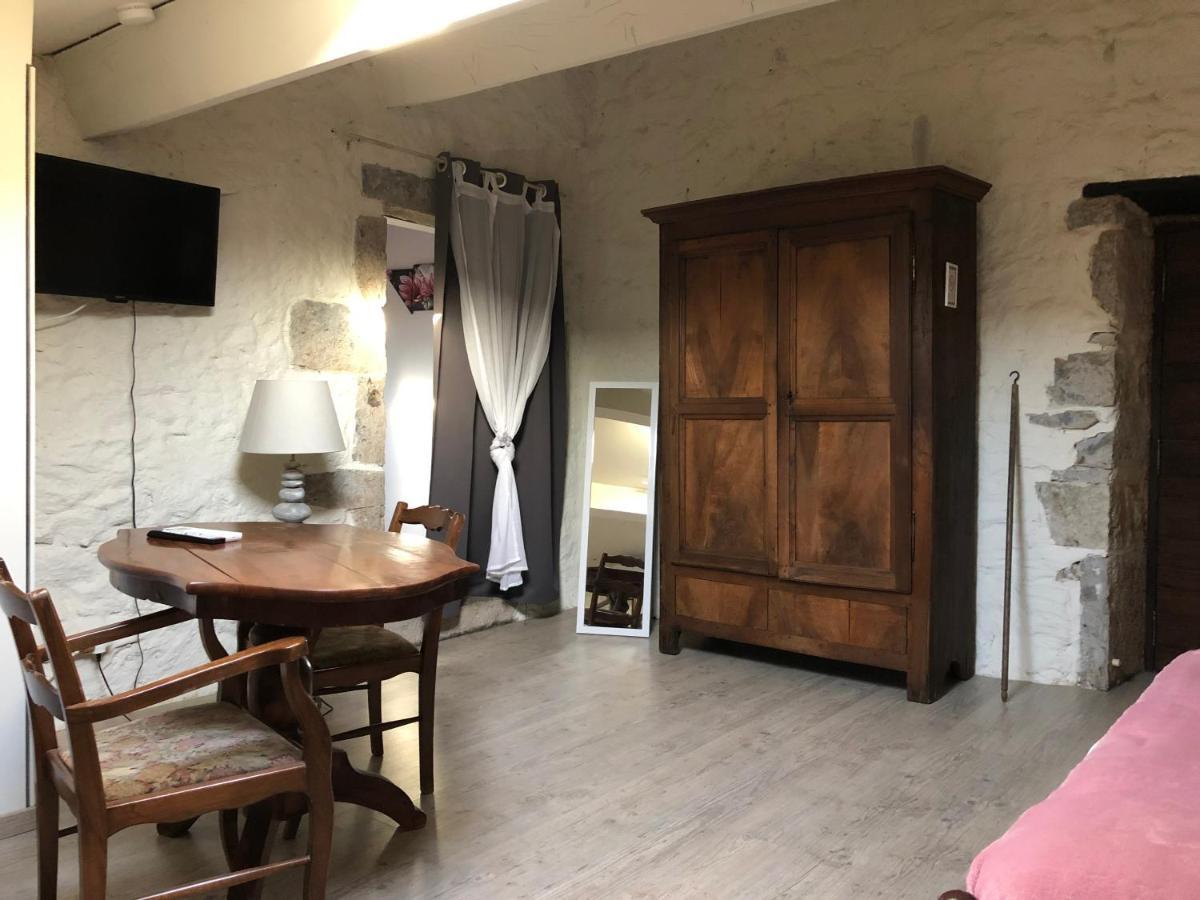 L'Apogee Bed & Breakfast Labeaume Bagian luar foto