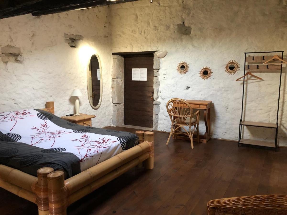L'Apogee Bed & Breakfast Labeaume Bagian luar foto